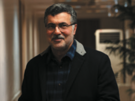 کتاب پیشکسوتان جراحی عروق ایران (فصل سوم): دکتر محمدرضا ظفرقندی